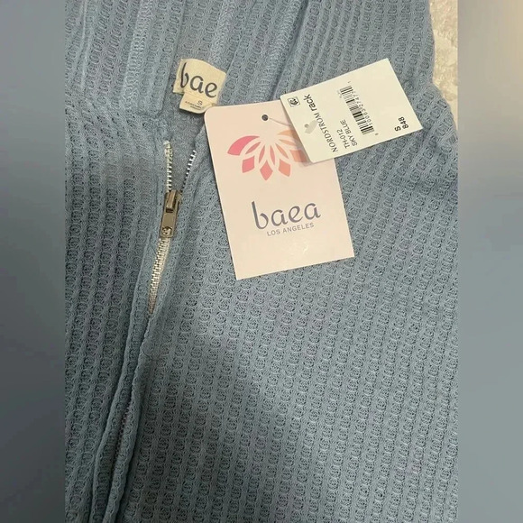 Baea Vintage Sleeve Design Zip Up Hoodie - Picture 3 of 5